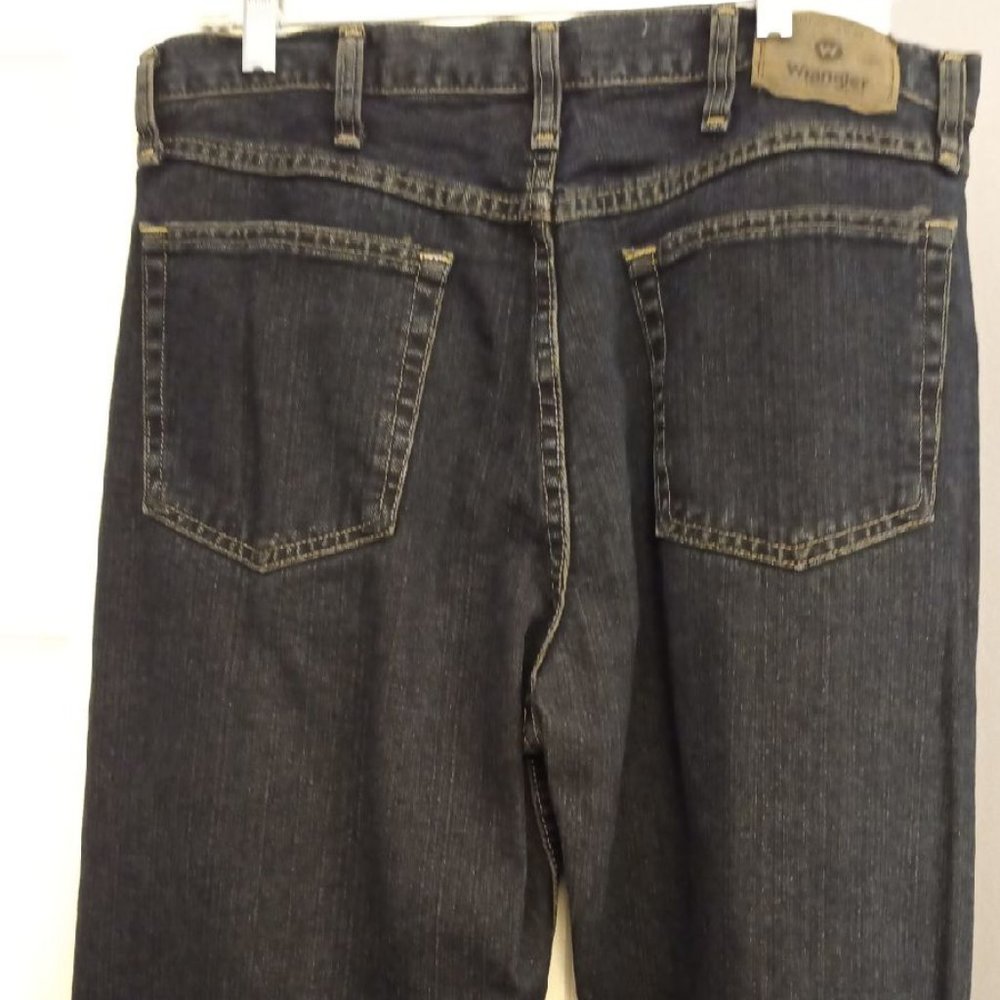 Wrangler Relaxed Fit 34/32 Men's Jeans